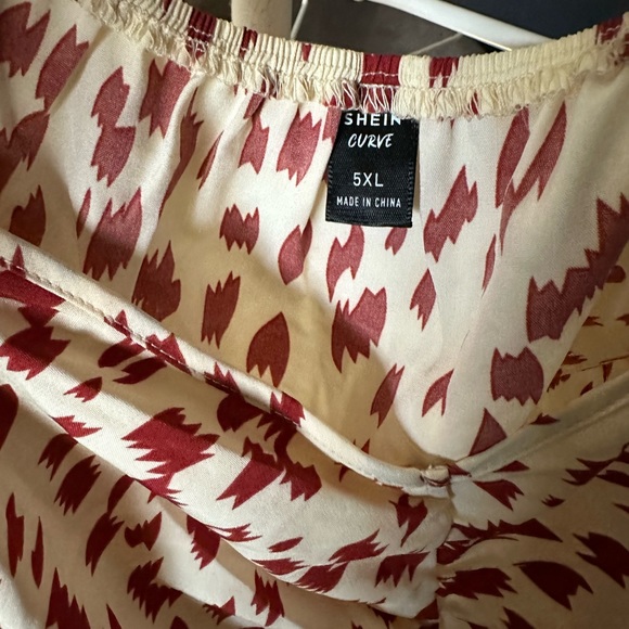 Shein top - Picture 3 of 3